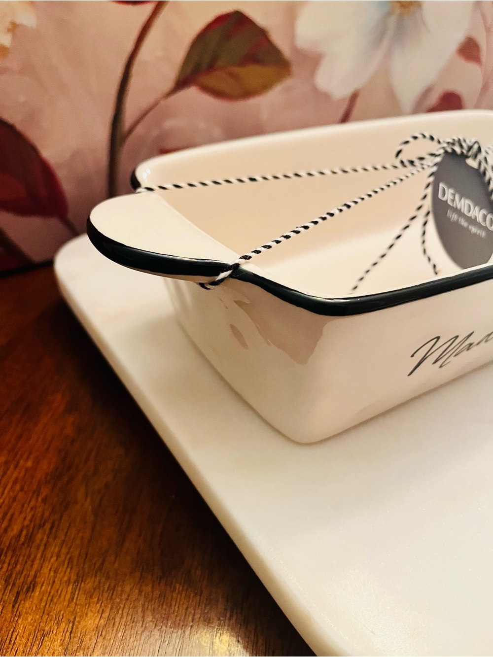 Demdaco Cream 'Made for You' Ceramic Baking Dish w/Black Trim & Stylish Script - Picture 6 of 9